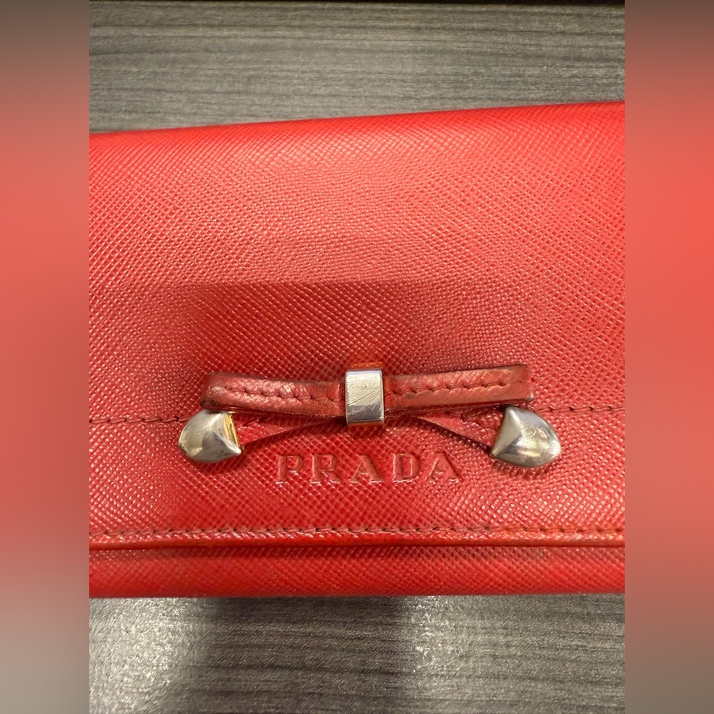 🎀Authentic Prada Trifold Bow Wallet🎀 - Picture 4 of 13